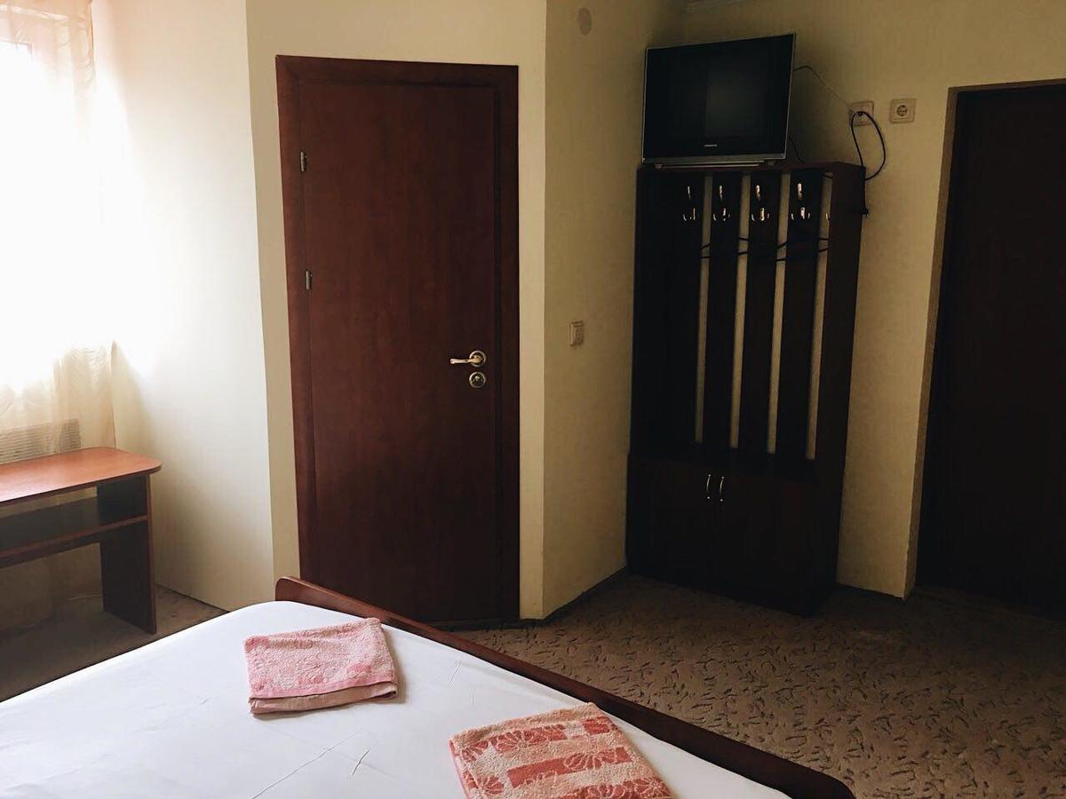 Hotel Crocus Dragobrat Esterno foto